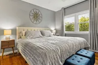 {Cheryl's Blackstone Retreat} A quiet place with ultimate convenience to explore