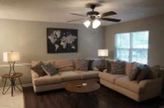 Cozy House Close To Everything Anderson Has To Offer