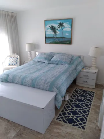 Rent a place in Paradise.