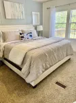 August Discounts!! Quiet Cove 4 Bedroom Lake Retreat, Large Dock & Fire Pit 🎣⛵️☀️
