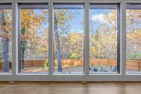 ★Come. Sit. Stay. Play.★ ☼SUNROOM☼ ♥MTB GOLF LAKE♥