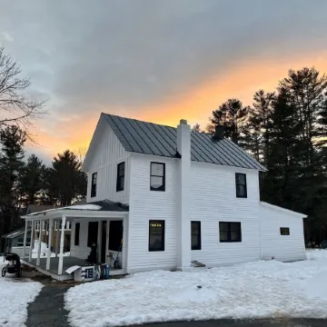 Wow! Only 3 min to Gore Mtn! King bed too