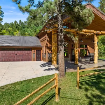 Serene retreat in the Black Hills, AC, Hot Tub, Close to Deadwood