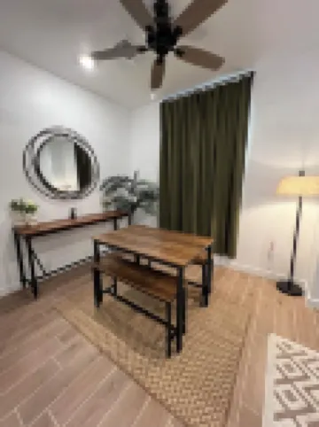 Brand New, Luxury 1BD/1BA Unit in a Quiet Newly Constructed Area of Bakersfield