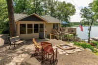 Mayo Lake Cottages