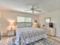 Captiva Mermaid Pool House - Beachside of Village Center Hotels in Captiva