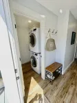 Beautiful Serene Carriage House Apartment