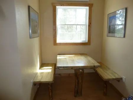 Laramie Bluffs Mountain Getaway Отели рядом с достопримечательностью «Custer / Mount Rushmore / Black Hills KOA Holiday»