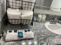 2-bedroom vacation home Hotels near St. Mary of False River