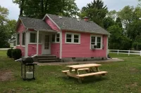 Lake Front Cottage in Michigan's Harbor Country "Sandy Shores 2"
