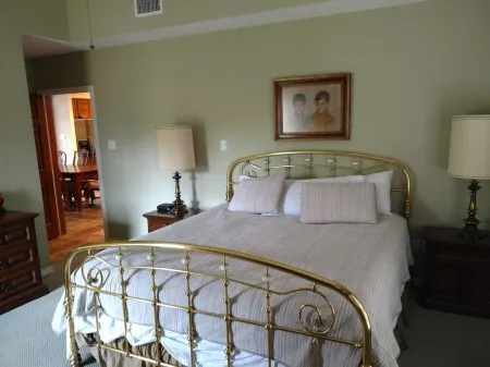 Landry Ranch Vacation Home - Close to the Franklin Ranch Baseball Complex!