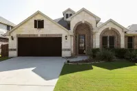 Beautiful 5BD/3BA Near BLD/Waterpark/AT&T Stadium Hotels near First Methodist Mansfield