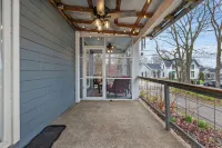 Entire home located in  Midway, ky. Hotel a Midway