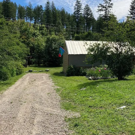 A Private, Cozy Cabin Near Bigfork for Two with a Clawfoot Tub