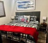 Little Owl Cabin #10 - Sleeps 6. Resort Pool&Spa, Fire Pit. Sdc 1 mi. Dogs ok!