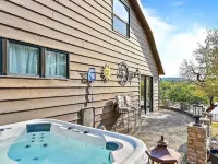 Veale Creek Retreat on Possum Kingdom Lake Hotels in Stephens County