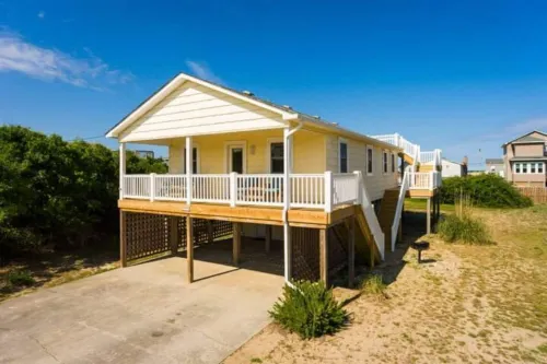 Beachside-Ocean views & Great beach access