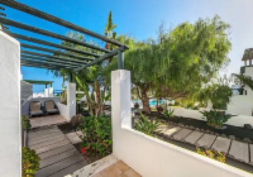 Duplex B13 in a quiet complex with swimming pool 150 m from the sea