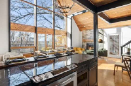 Modern Chalet 5bd 3bth with Hot Tub, Game Room, Private movie theater, 3 decks