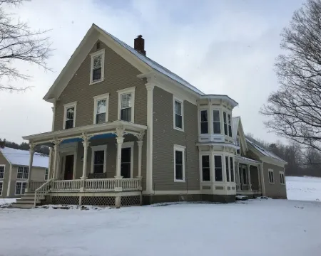 Great Ski or Summer Rental - 5 miles to Okemo/Ludlow, 25 Gorgeous Acres Hotels in Cavendish