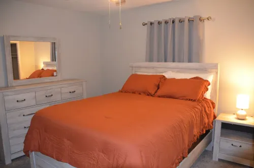 Remodeled apartment one minute to Fort Novosel gate.  Short or Long-term stays!