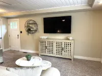 New Listing!Beautiful Luxury Studio4 Miles to Cape May Beach.  Sleeps 2