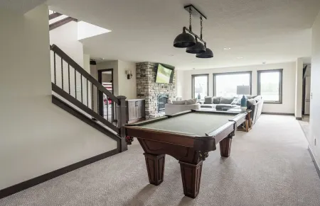 Lakefront Retreat on South Center Lake