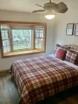 The Bennett Haus - Large Home Close to Downtown