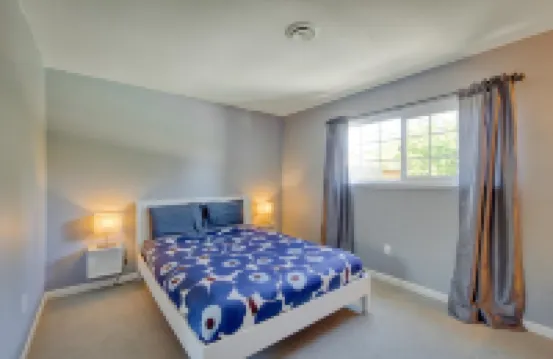 Heated Swimming Pool Retreat Near Sonoma Square