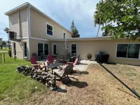 Amazing property just 2 minutes walk from the beautiful Indian Rocks Beach Hotels in Pinellas County