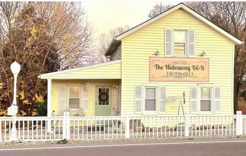 The Hideaway Boujee Farmhouse lots to do and Love