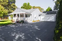 Relax by Oak Bluffs Harbor, enjoy your 3-bedroom East Chip retreat