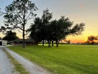 Oaks & Acreage! Comfortable home on 8.5 acres