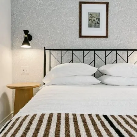 Chic studio near ACU