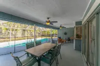Completely renovated! Private 3/2/2 heated pool home in Port St Lucie FL!