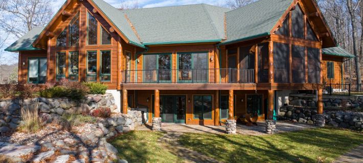 Custom-Built Log Cabin Family Friendly Home on Round Lake, Close to Trails! Hotels in Sawyer County