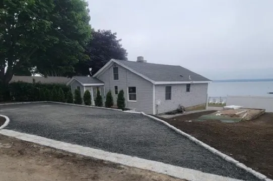 Cozy Cottage Waterfront Home In Portsmouth Hotels in Portsmouth