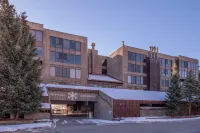 Snowflake on Copper Mountain 3 Bedroom Ski In / Ski Out!