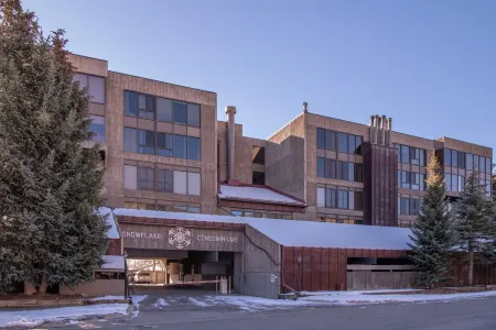 Snowflake on Copper Mountain 3 Bedroom Ski In / Ski Out!