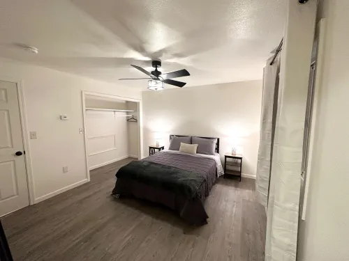 Prime location, Aurora viewing, Fast WI-FI!!