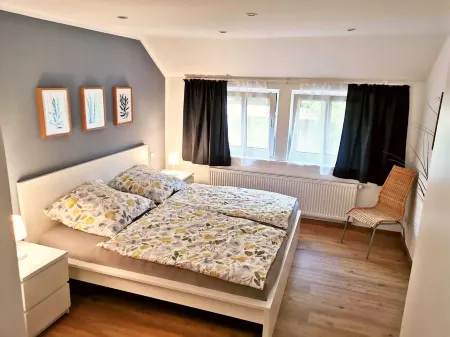 Little house on the historic city wall Отели в г. Хёкстер