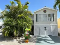 Wonderful Chalet, with Terrace & Private Patio – 20 miles from Key West. - WiFi