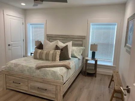 Brand new barndo with large boat barn, game room and outdoor entertaining space