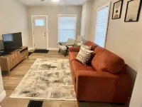 A great stay, Two, close to Spire, GOTL, & Wineries....King Bed!