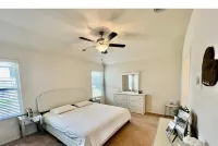 Amazing and Modern 4bedroom in SE Austin