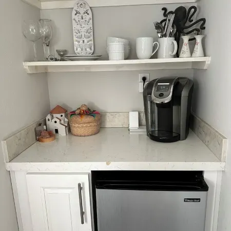 Charming studio in delightful La Mesa with WiFi, AC and Deck Отели рядом с достопримечательностью «Парк Лейк-Мюррей»