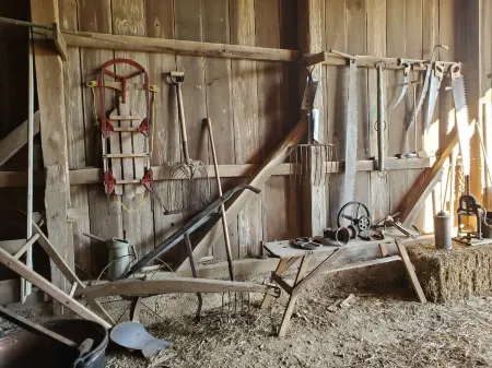 The Weber Farm - Enjoy a beautiful 100 acre farm! Отели в г. Perry County