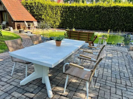 Unwind at the swimming pond Отели в г. Дорнум