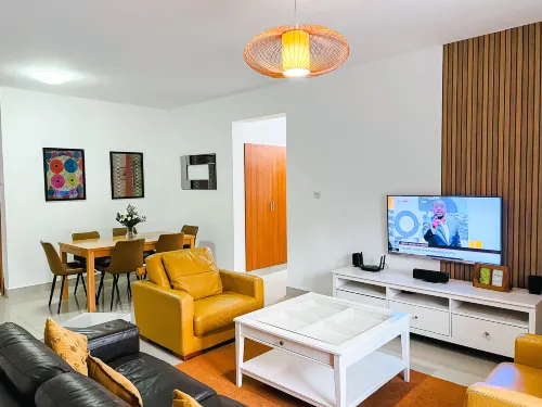Apartment D - 3 Bedrooms - Homestays