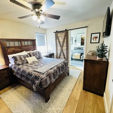 Red Buffalo Lodge at Lookout Ridge, Dillon CO. Within 30 min of 6 ski resorts!